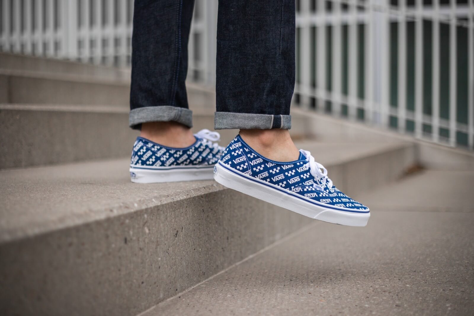 Кеды VANS в СПб. Купить Вансы в Санкт-Петербурге. Магазин Ванс дисконт